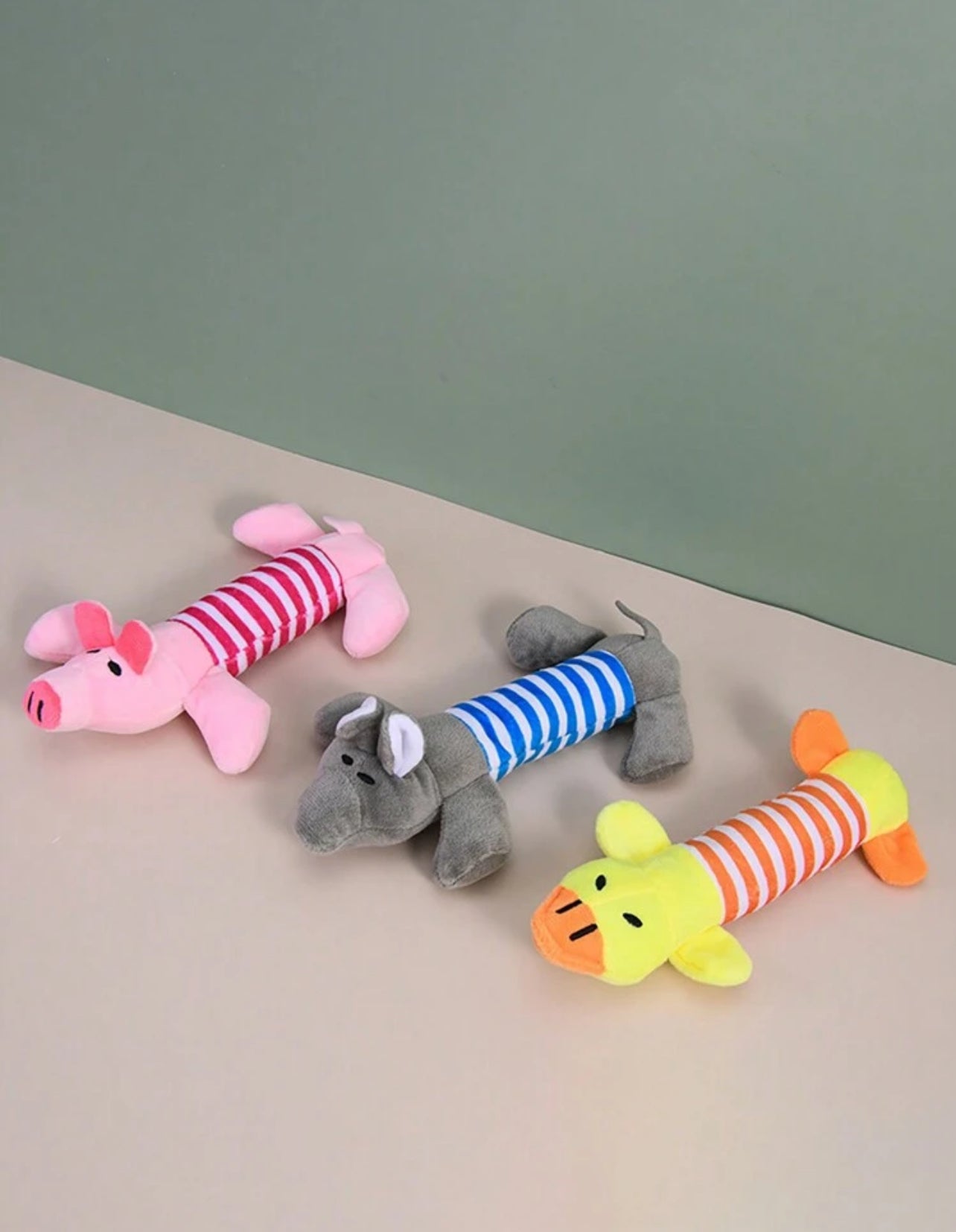 Funny and Durable Soft Dog Toy with Sound