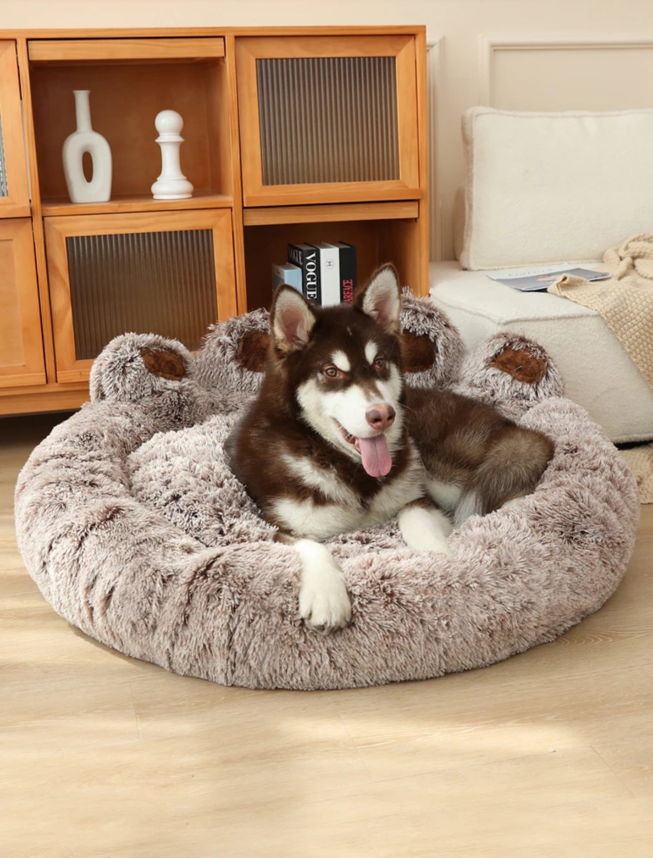 Plush Pet Bed in Paw Design